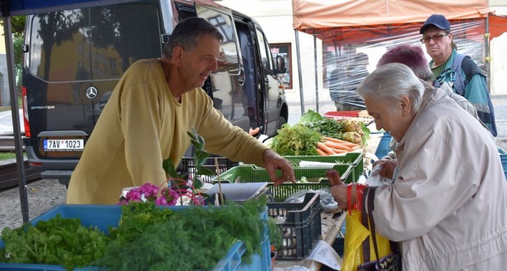 severočeské farmářské trhy jirkov (6).jpg